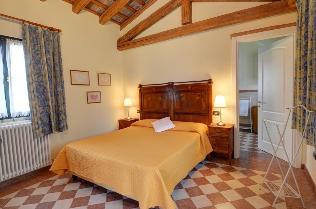 Agriturismo Albafiorita Guest House Latisana Rom bilde